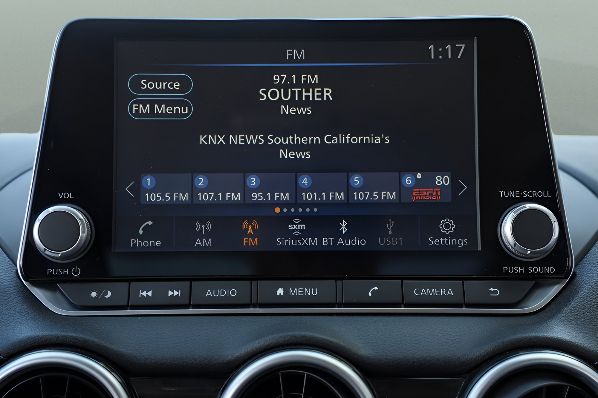 Used 2021 Nissan Sentra SV FWD image 19