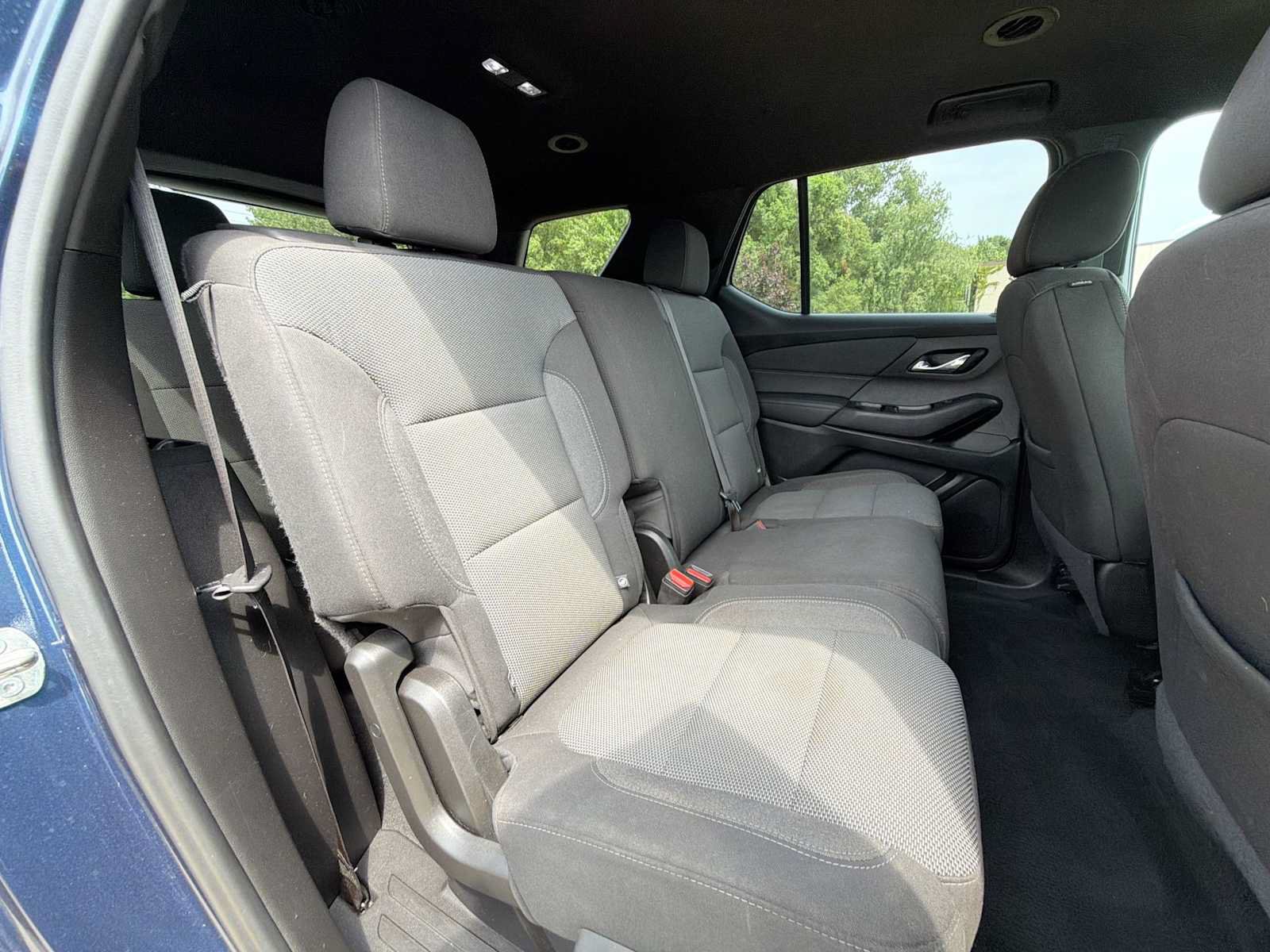 Used 2023 Chevrolet Traverse LT AWD/4WD image 17