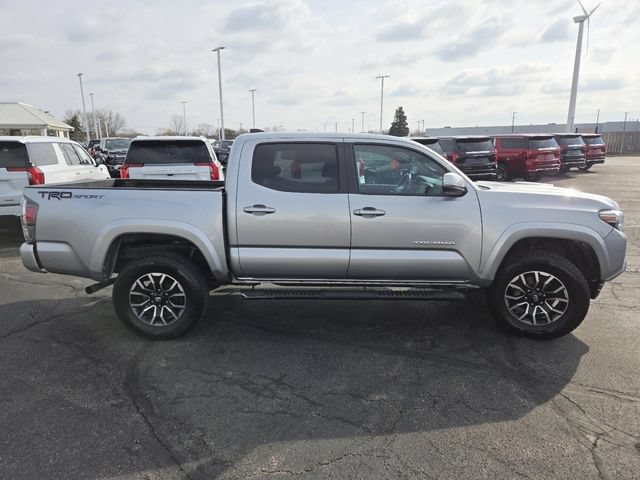 Used 2022 Toyota Tacoma TRD Sport w/ Technology Package RWD image 15