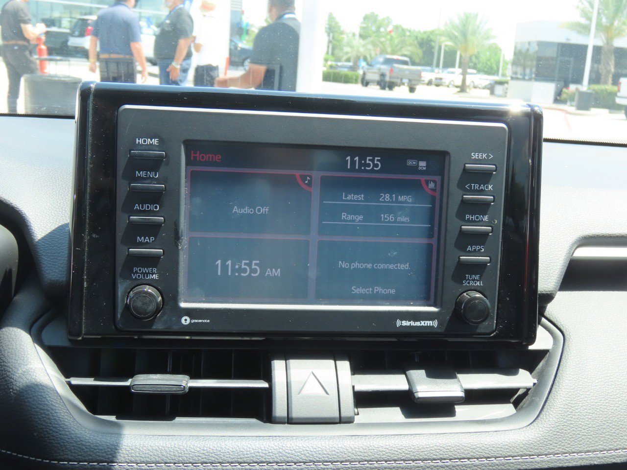 Used 2020 Toyota RAV4 LE FWD image 29