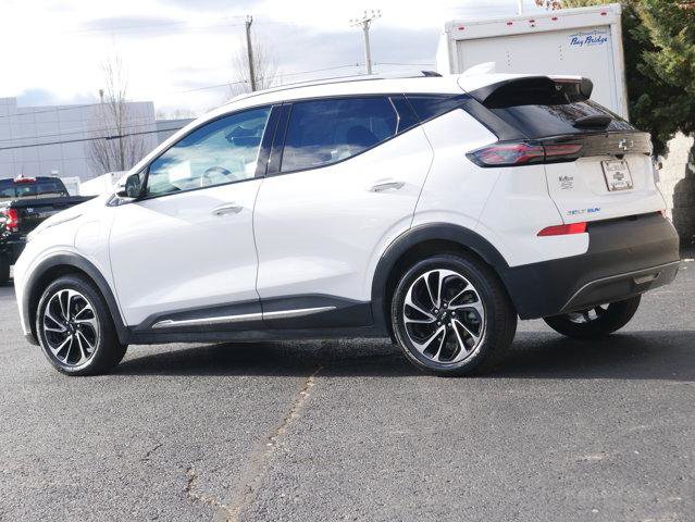 Used 2023 Chevrolet Bolt EUV Premier w/ Super Cruise Package FWD image 4