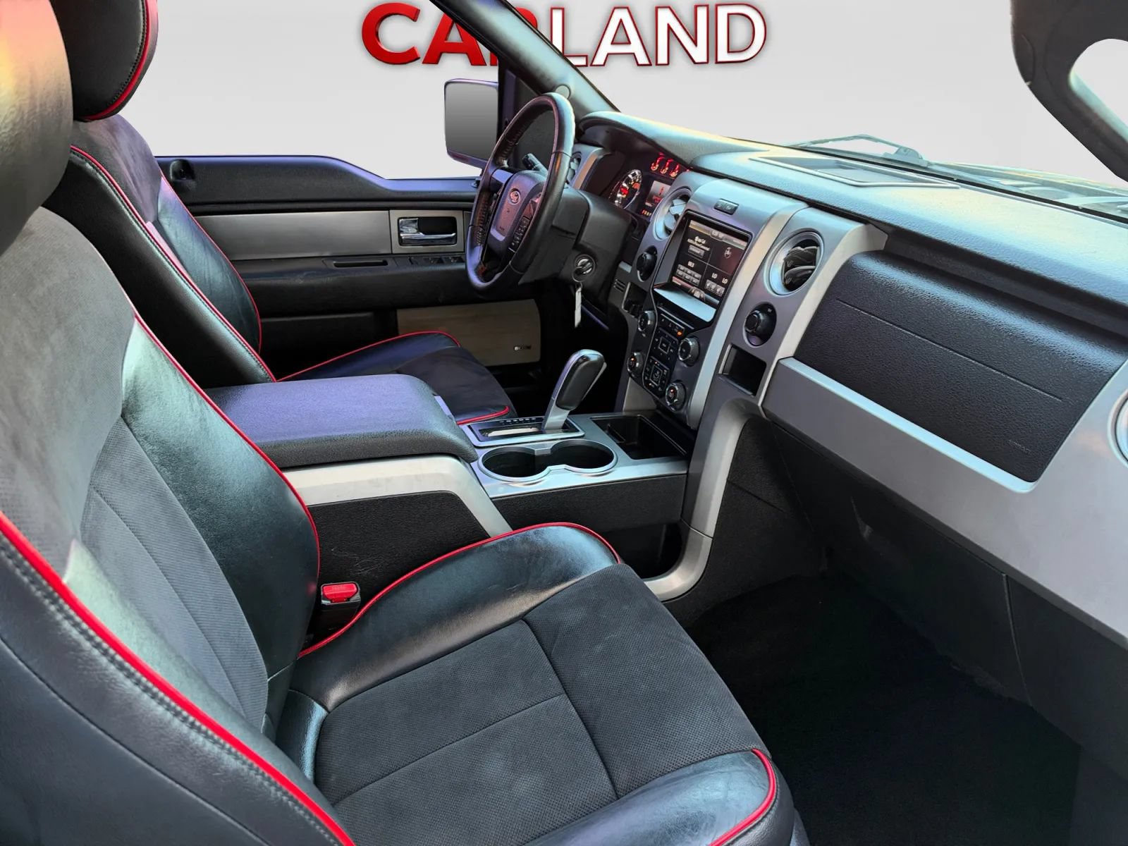 Used 2014 Ford F150 FX4 w/ Equipment Group 402A Luxury AWD/4WD image 24
