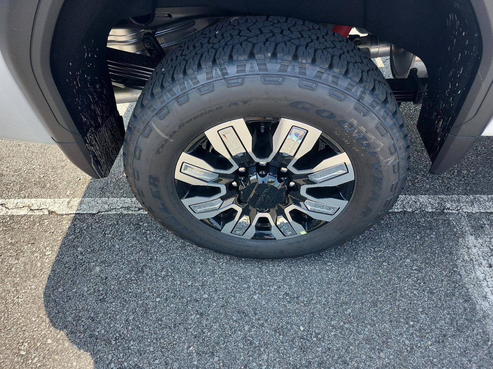 New 2026 GMC Sierra 2500 Denali w/ Denali Reserve Package image 5