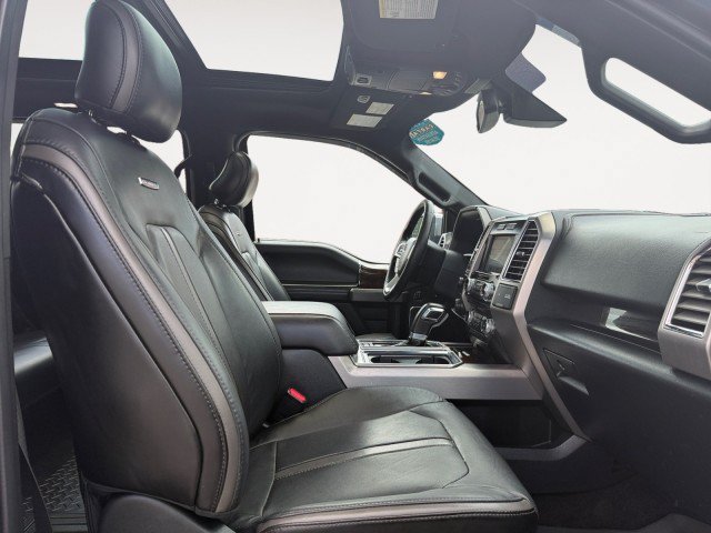 Used 2016 Ford F150 Platinum w/ Equipment Group 701A Luxury AWD/4WD image 12