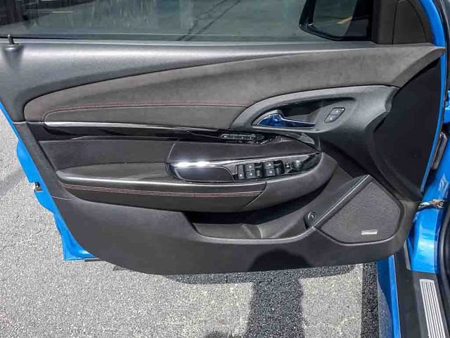 Used 2015 Chevrolet SS RWD image 11