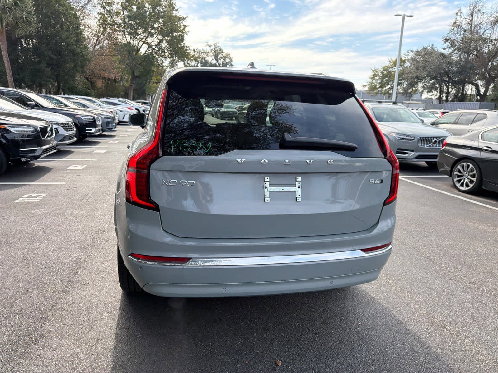 Certified 2025 Volvo XC90 B6 Plus image 49