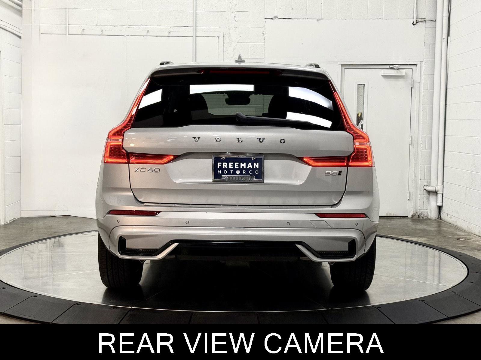 Used 2025 Volvo XC60 B5 Core w/ Climate Package image 7
