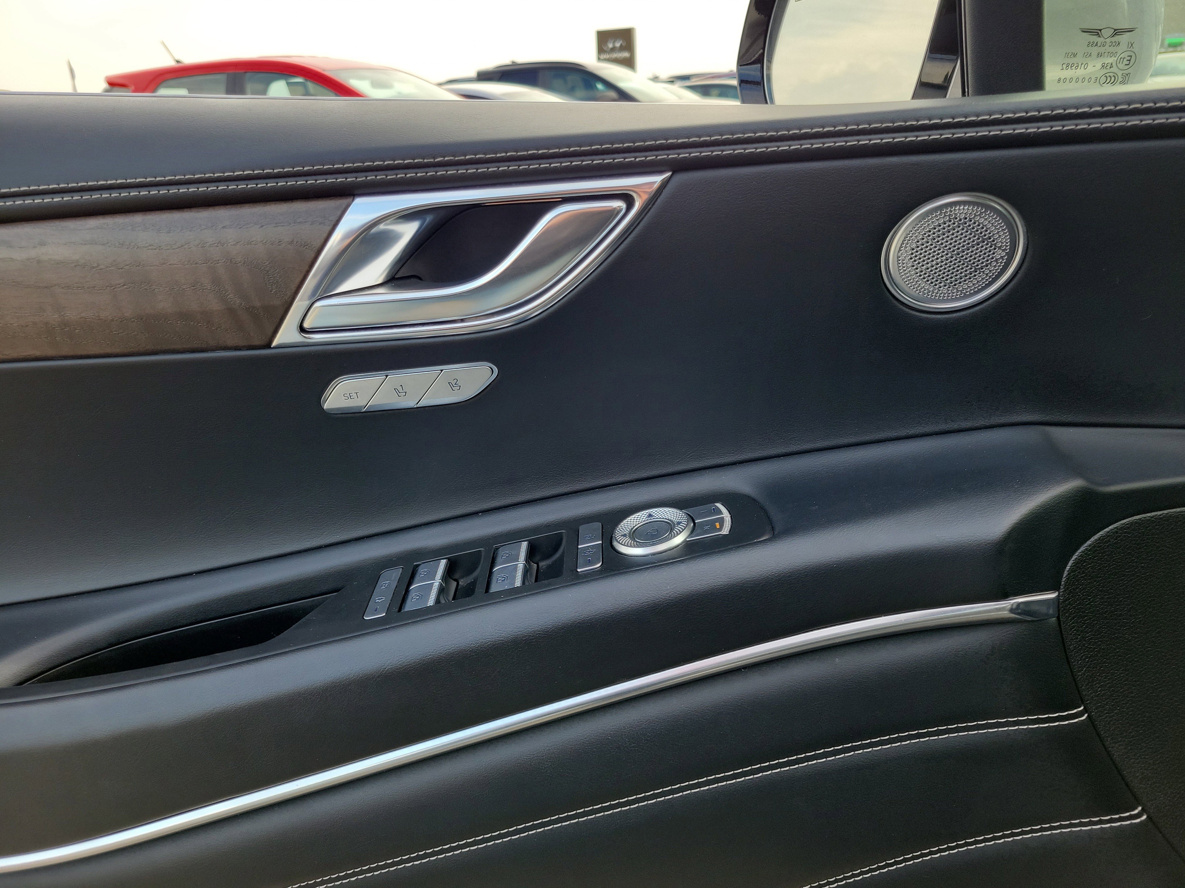 Used 2024 Genesis GV80 2.5T image 17