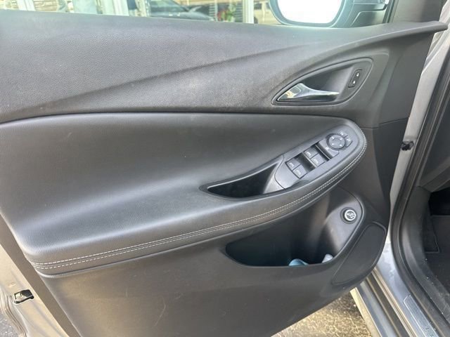 Used 2023 Buick Encore GX Select w/ Sport Touring Package image 26