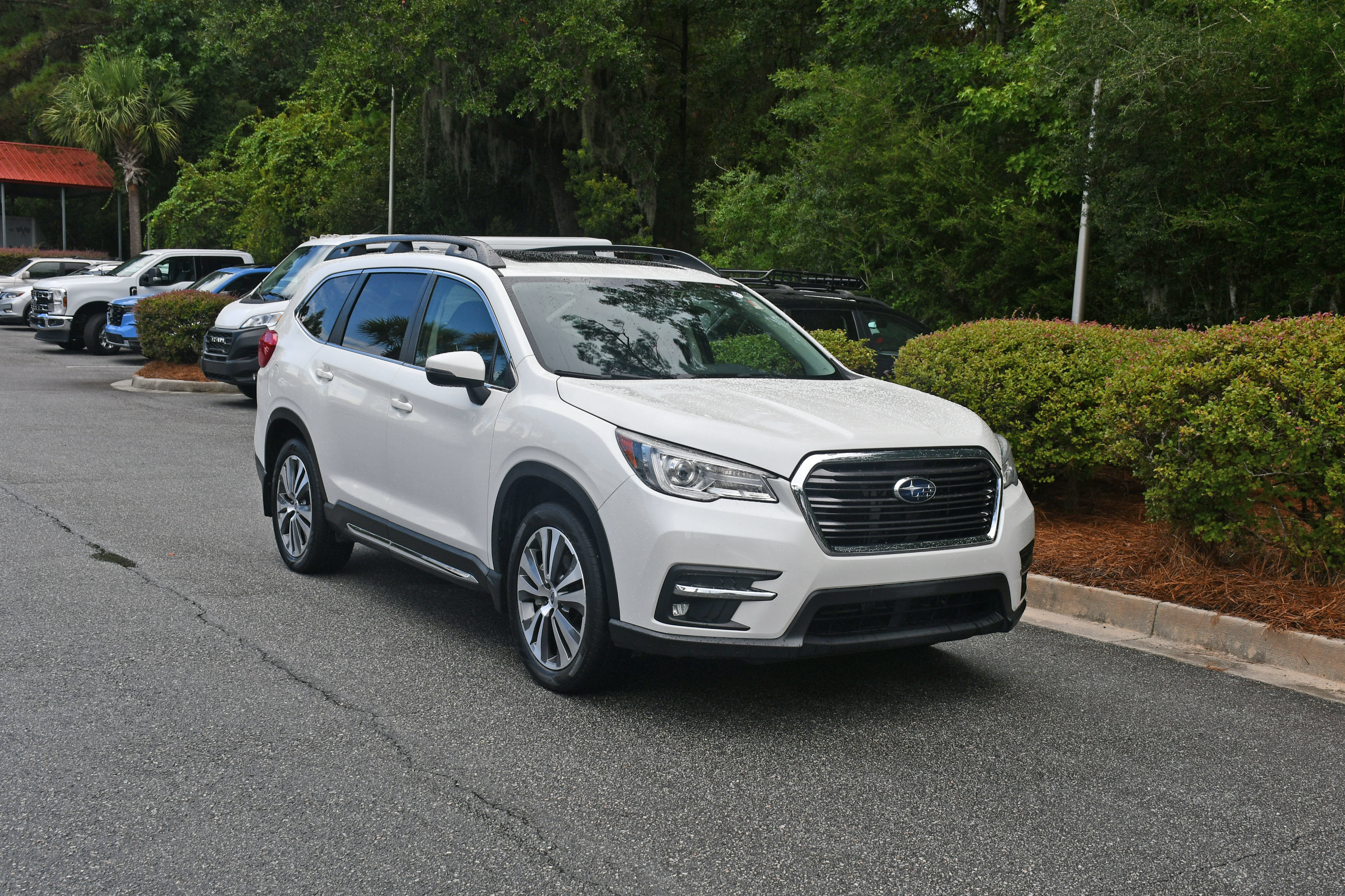 Used 2020 Subaru Ascent Limited w/ Technology Package AWD/4WD image 6