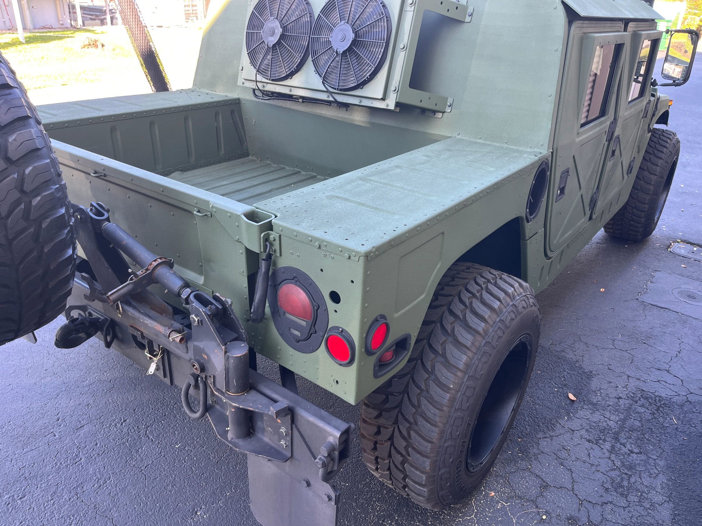 Used 1998 HUMMER H1 image 7