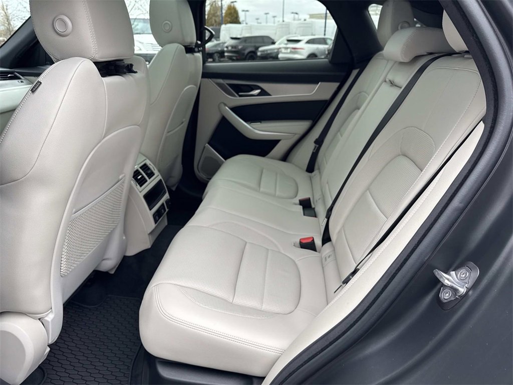Used 2025 Jaguar F-PACE R-Dynamic S image 13