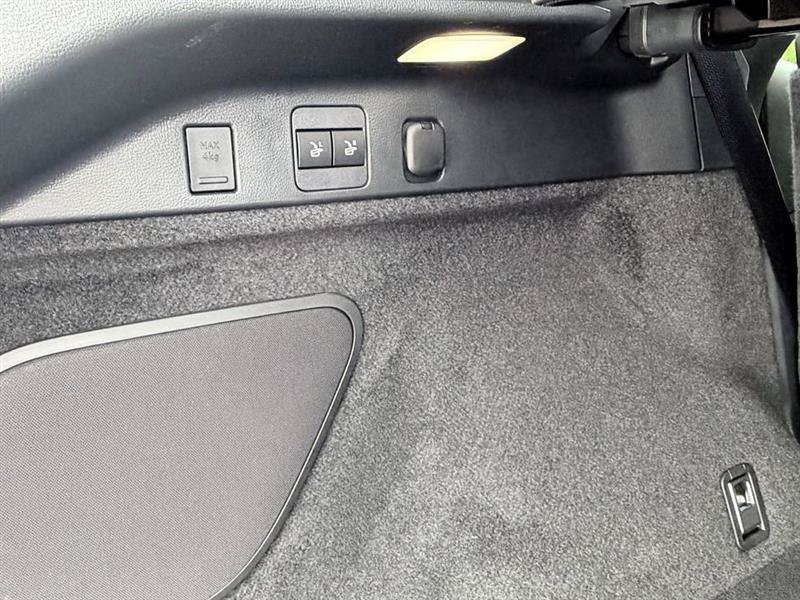 Used 2023 Lexus RX 350 Premium w/ Cold Area Package FWD image 17