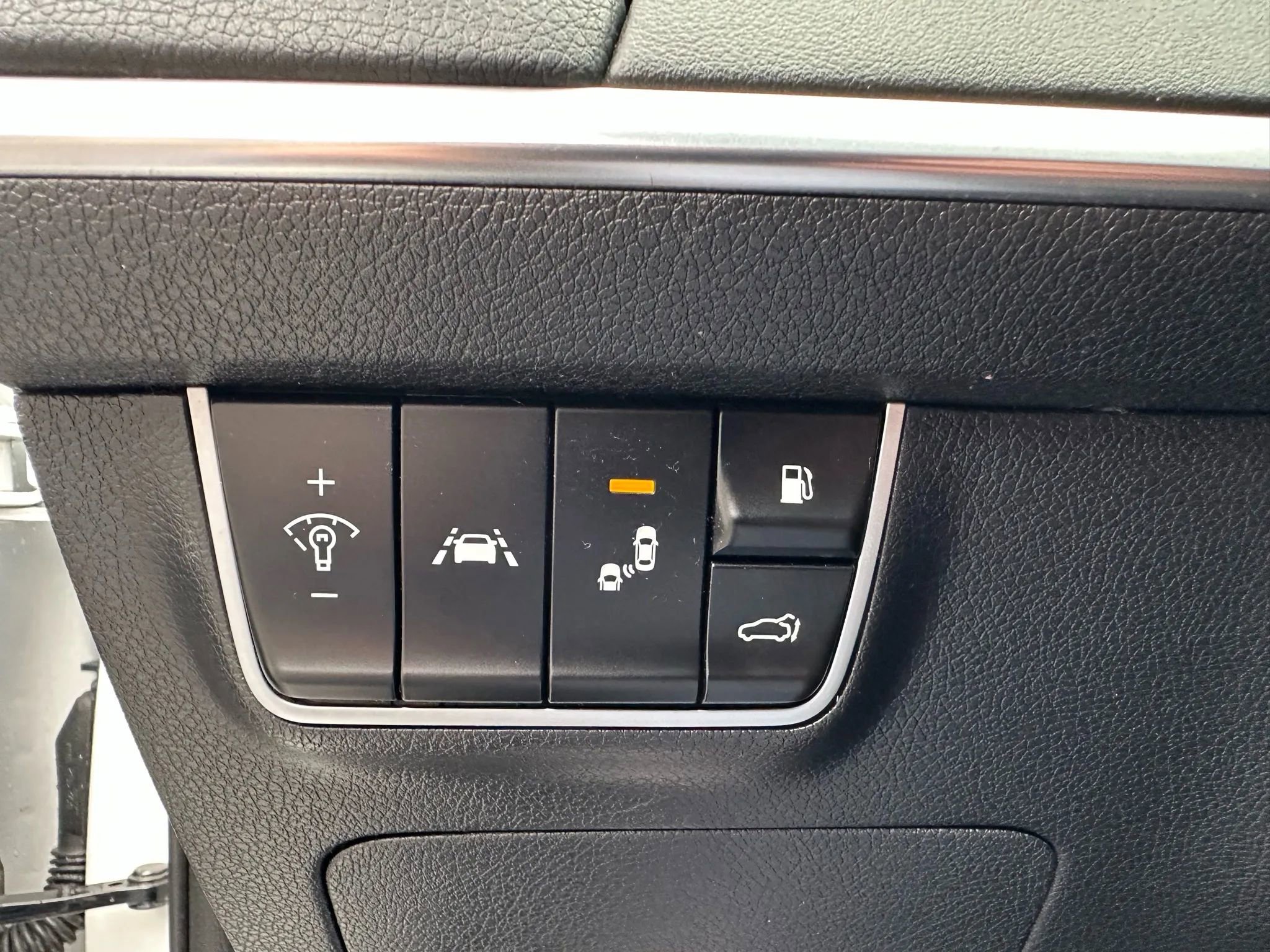 Used 2019 Kia Stinger GT2 image 34