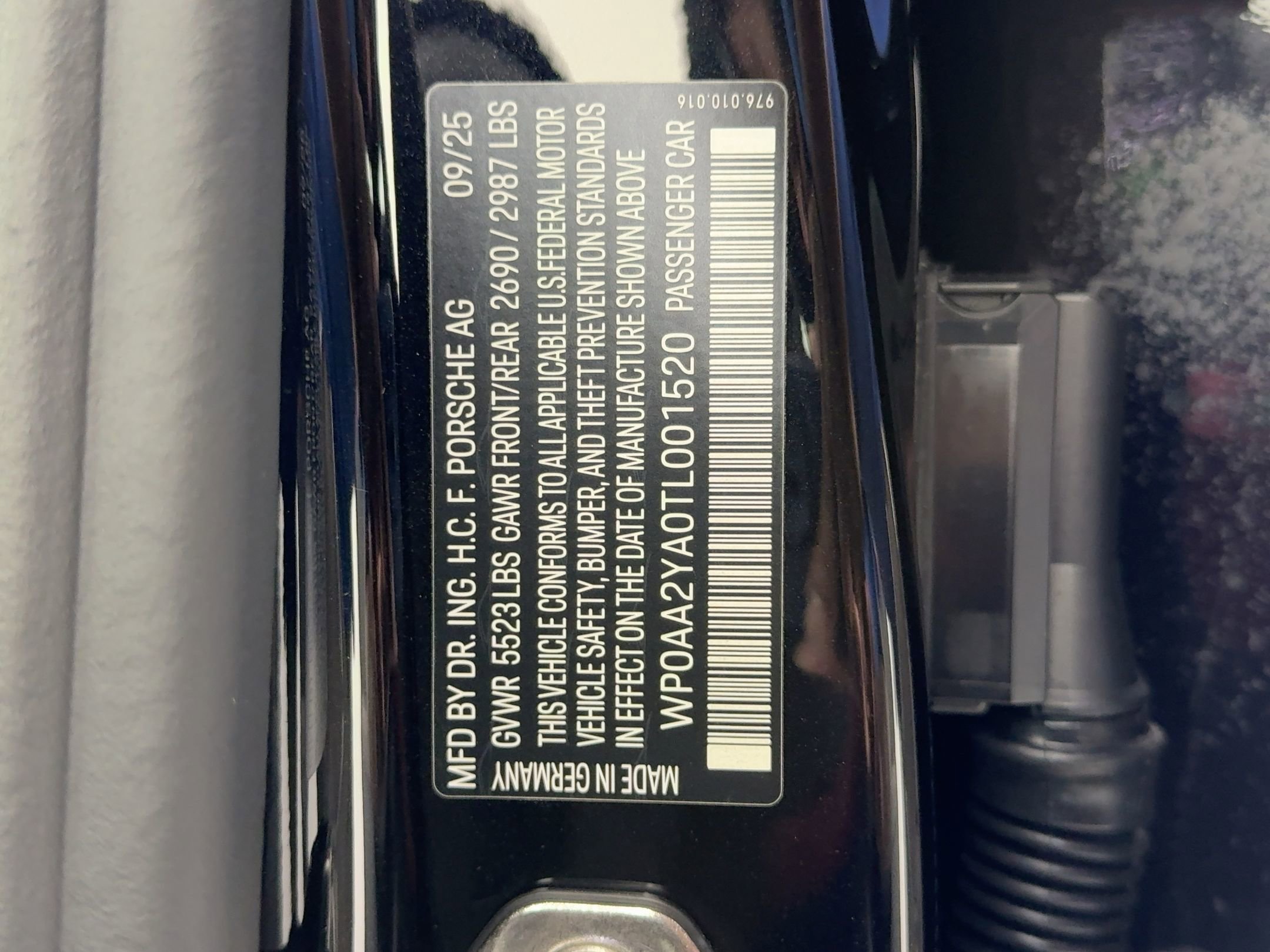 Used 2026 Porsche Panamera image 21