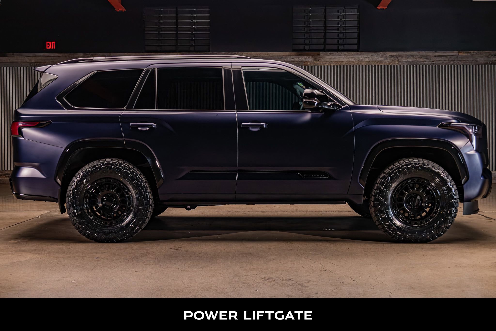 Used 2023 Toyota Sequoia Platinum image 11