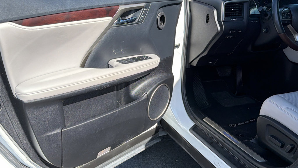 Used 2020 Lexus RX 450h AWD w/ Premium Package image 23