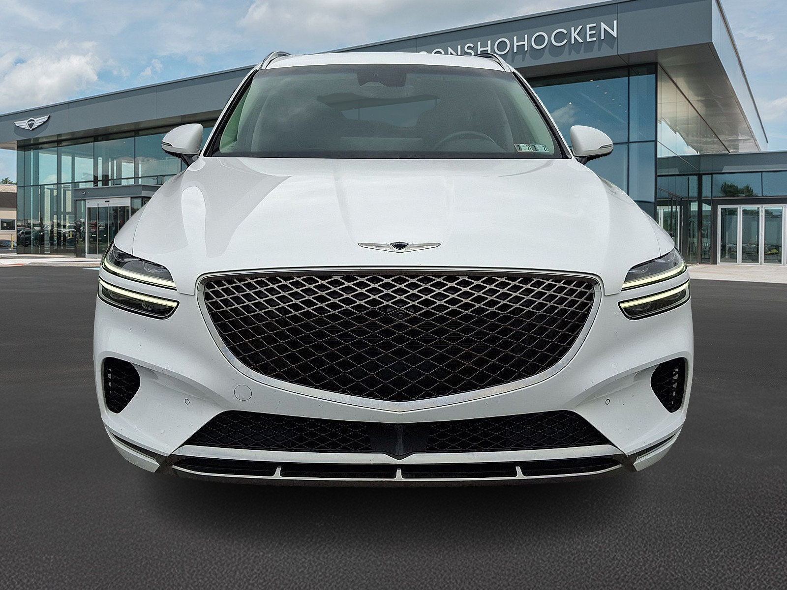 Used 2022 Genesis GV70 2.5T w/ Advanced Package AWD/4WD image 3