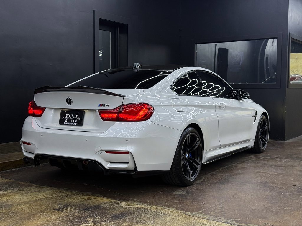 Used 2018 BMW M4 Coupe w/ Executive Package image 9
