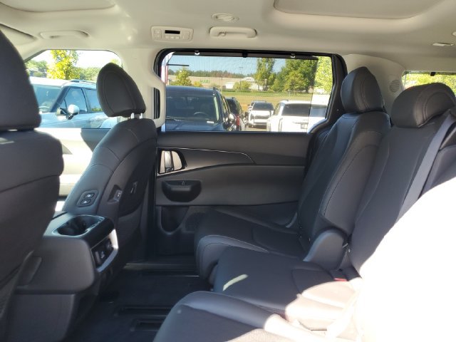 New 2027 Kia Carnival SX FWD image 15