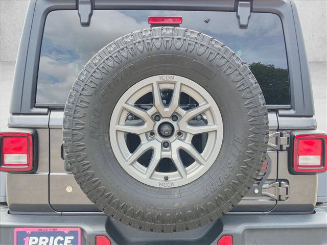 Used 2020 Jeep Wrangler Rubicon AWD/4WD image 8