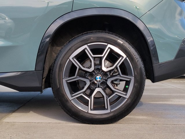 Used 2025 BMW X1 xDrive28i w/ Technology Package image 25