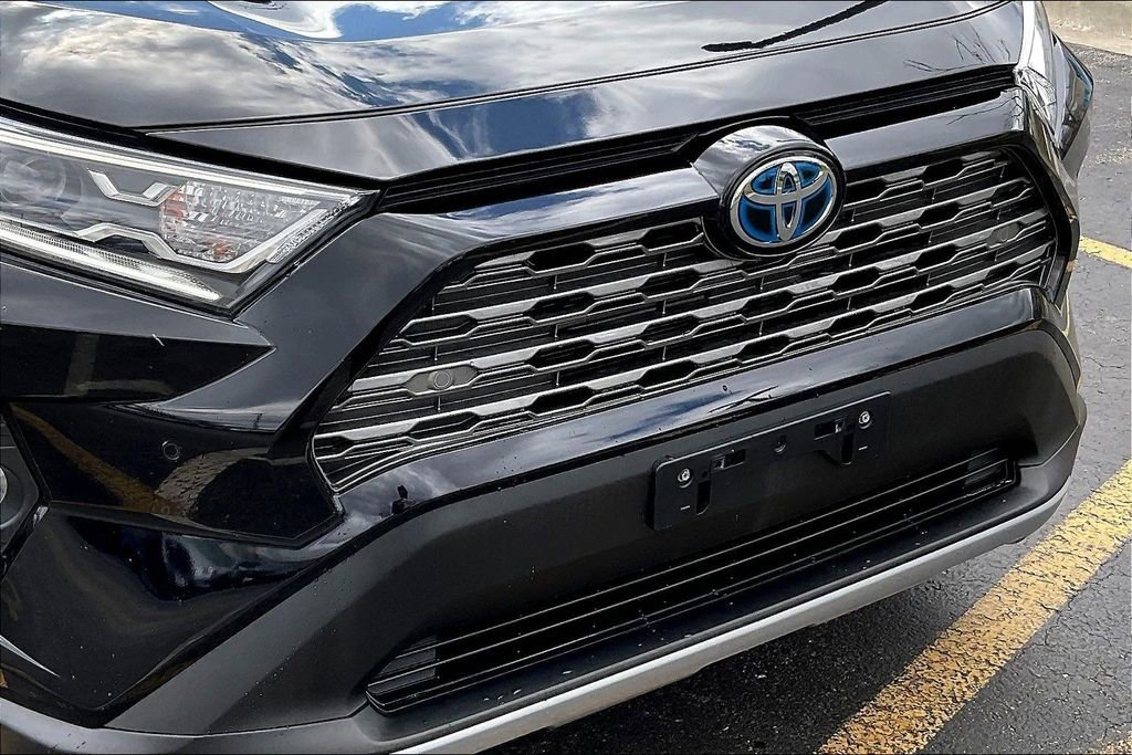 Used 2019 Toyota RAV4 Limited AWD/4WD image 34