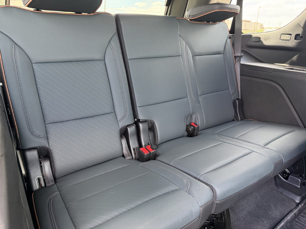 Certified 2026 GMC Yukon AT4 w/ AT4 Premium Package AWD/4WD image 29