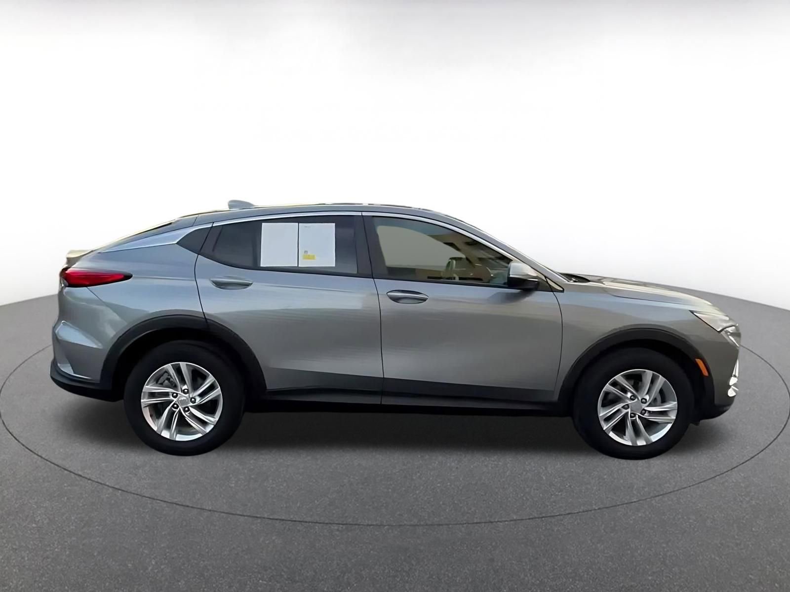 Used 2025 Buick Envista Preferred FWD image 16