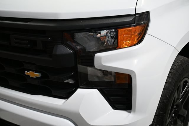 Used 2025 Chevrolet Silverado 1500 Custom w/ Turbomax Blackout Package AWD/4WD image 20