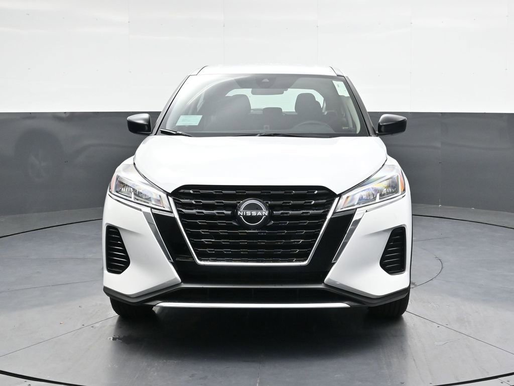 Certified 2025 Nissan Kicks Play S FWD image 14