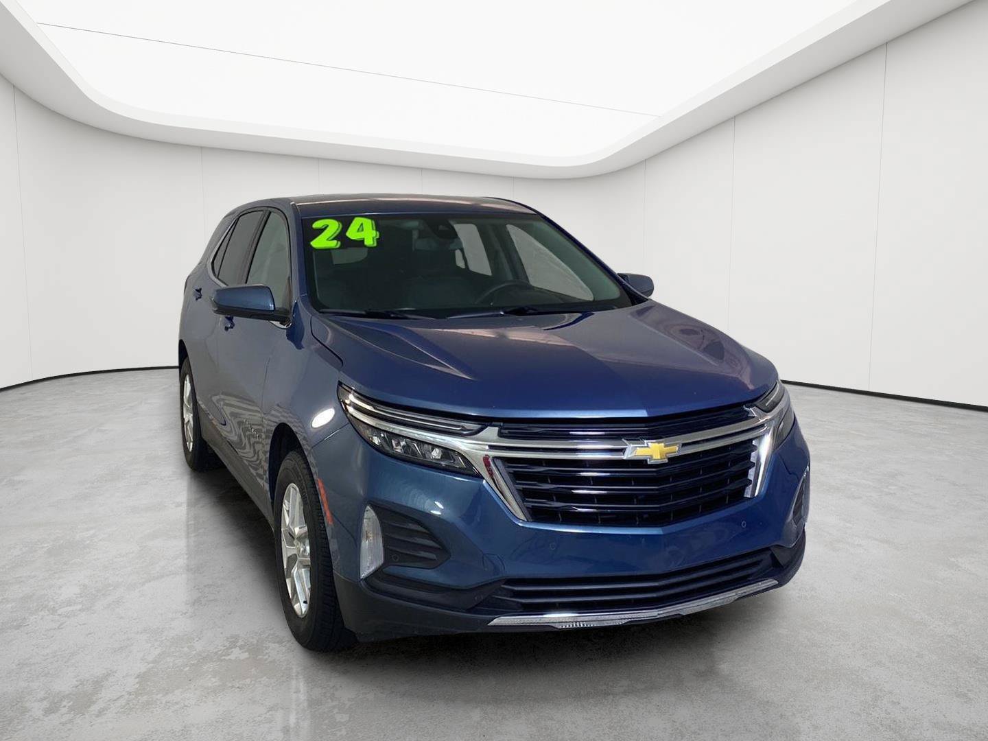Used 2024 Chevrolet Equinox LT w/ LPO, Floor Liner Package