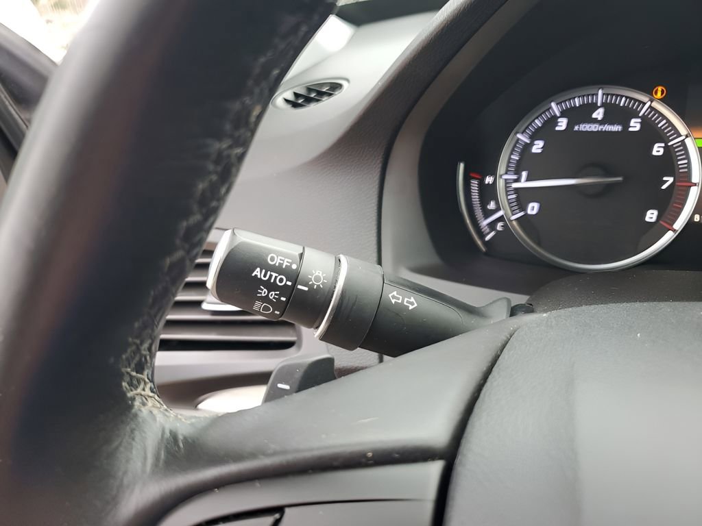 Used 2020 Acura MDX FWD image 36