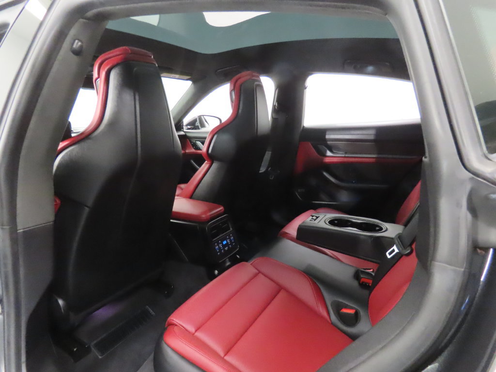 Certified 2020 Porsche Taycan Turbo S AWD/4WD image 45