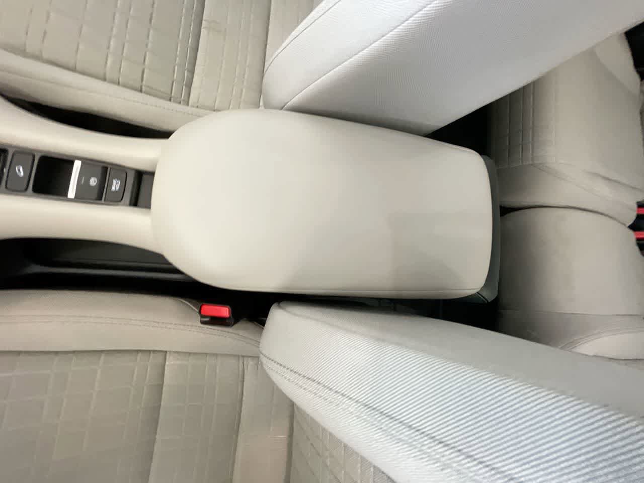 Used 2024 Honda HR-V LX image 29