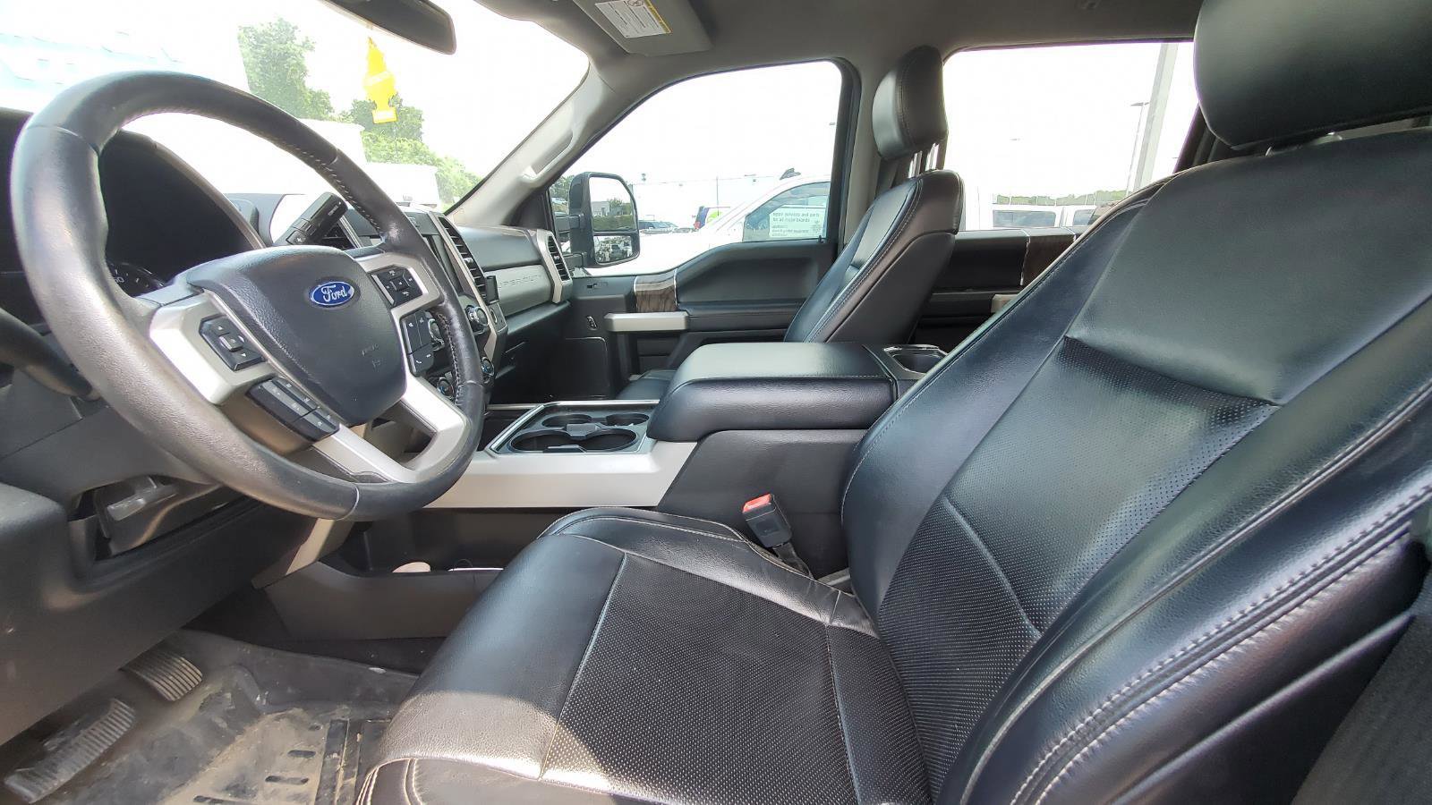 Used 2019 Ford F250 Lariat AWD/4WD image 3