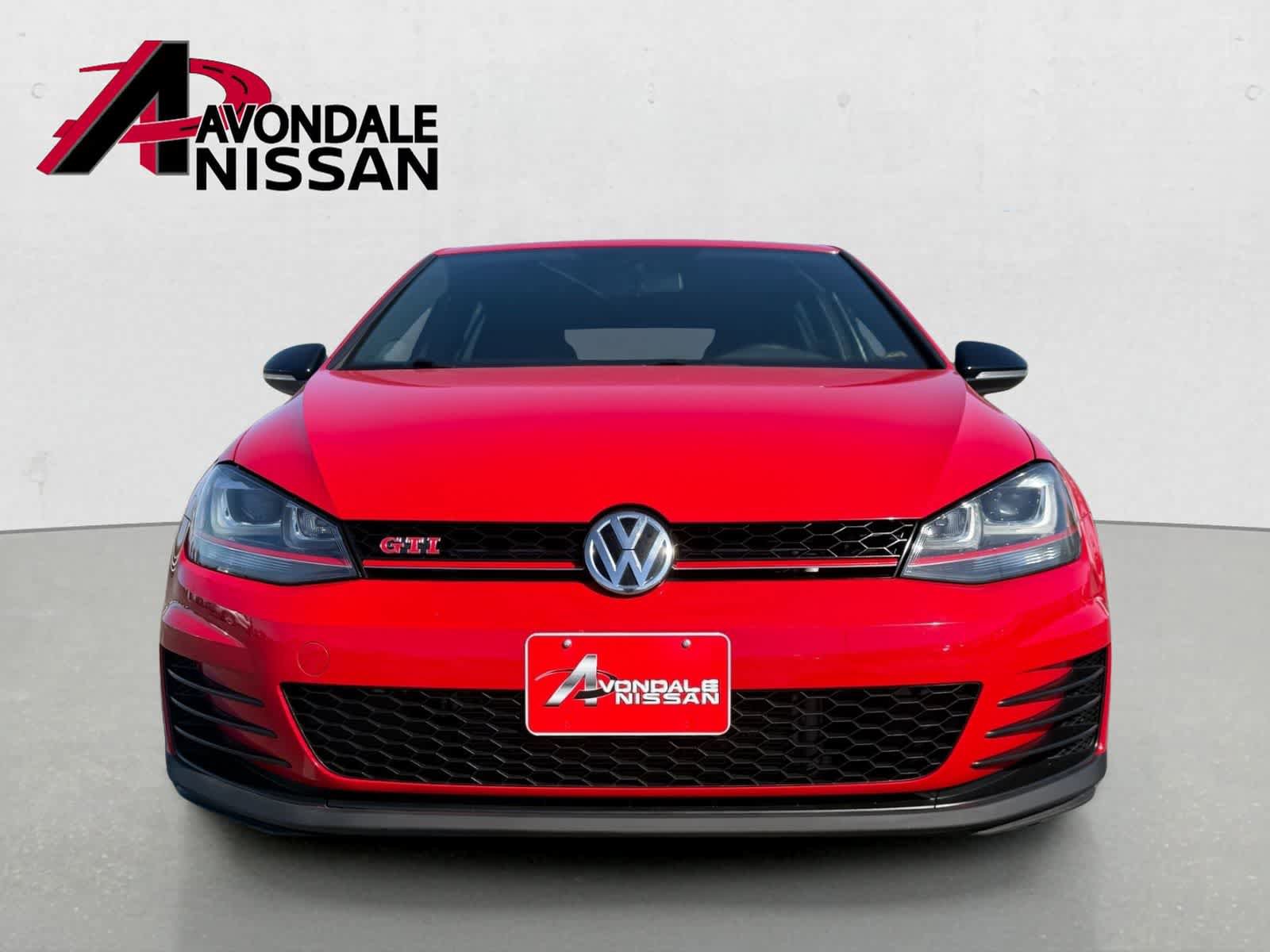 Used 2017 Volkswagen GTI SE FWD image 5