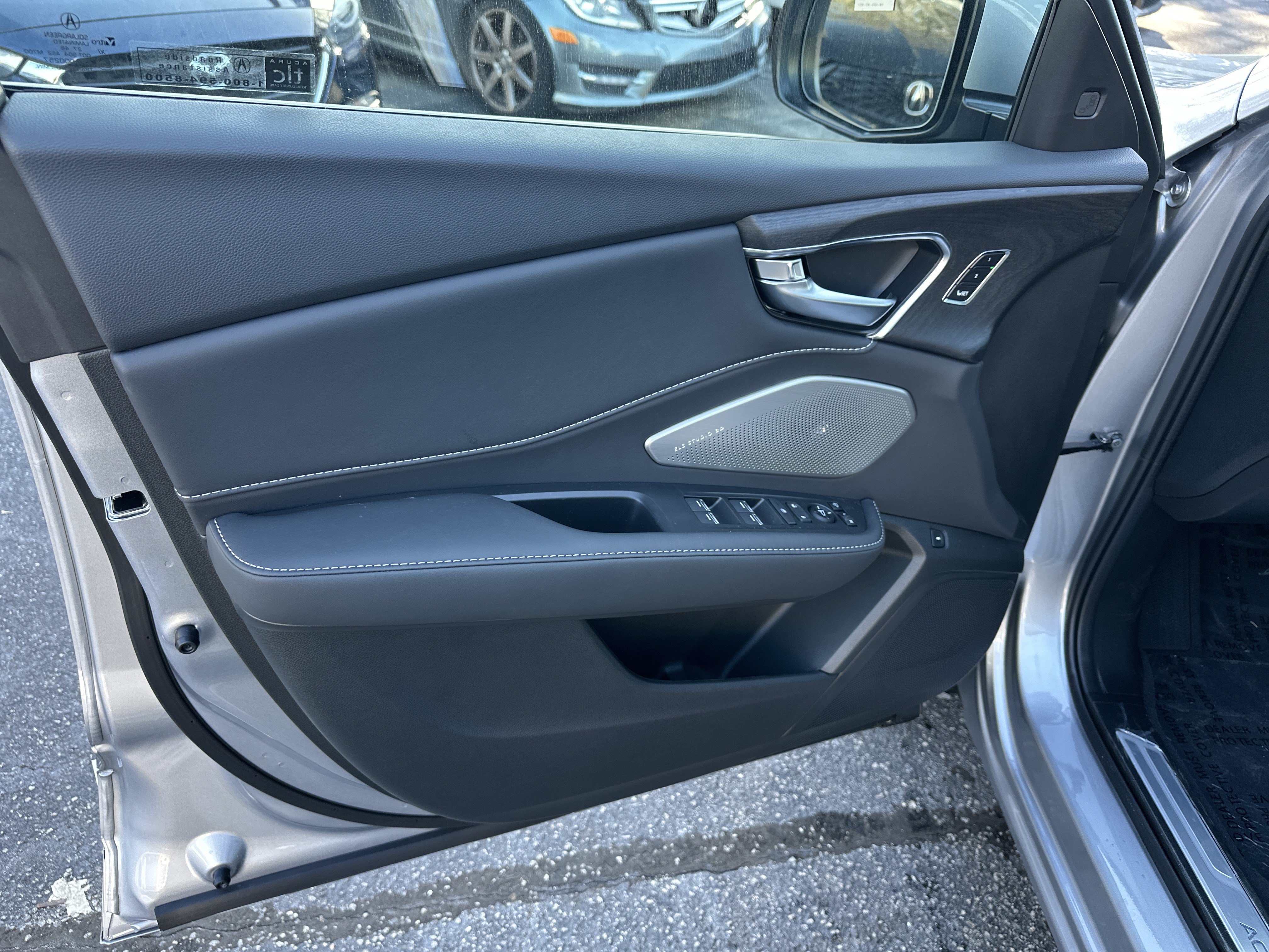 New 2026 Acura RDX w/ Advance Package AWD/4WD image 10