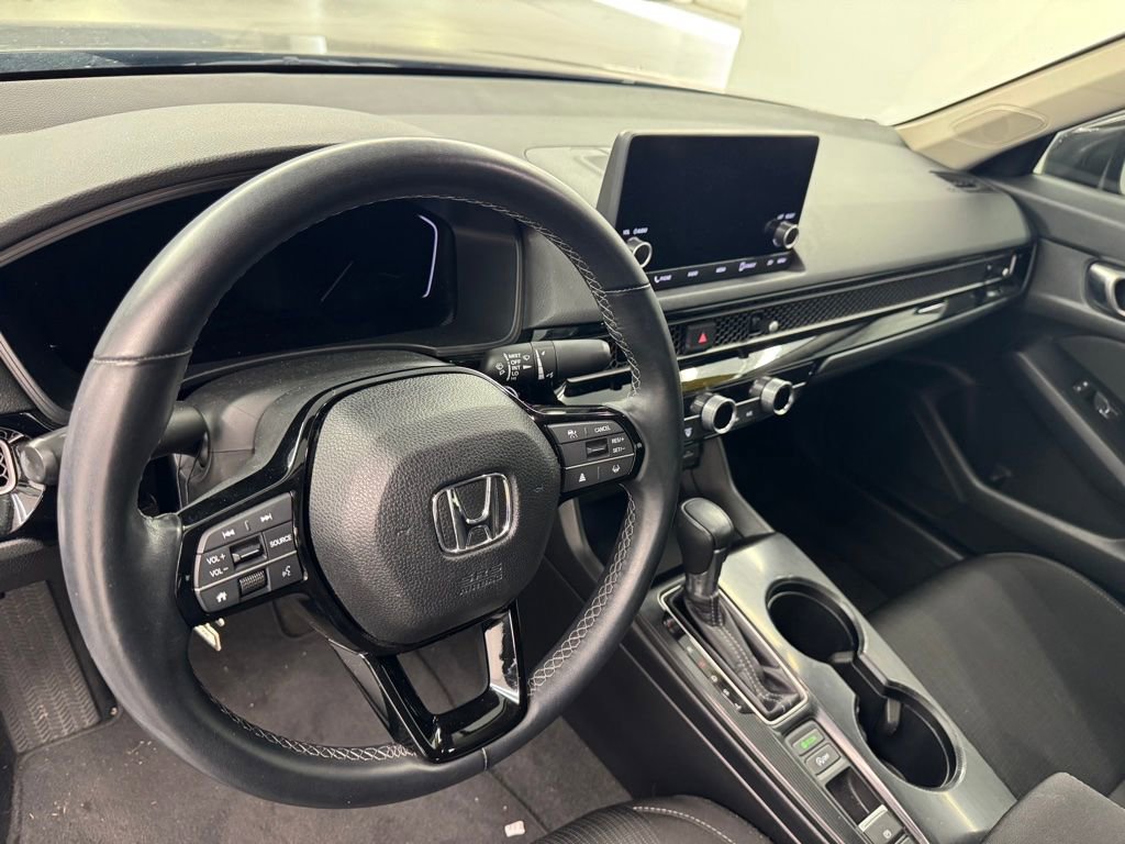 Used 2023 Honda Civic EX image 9
