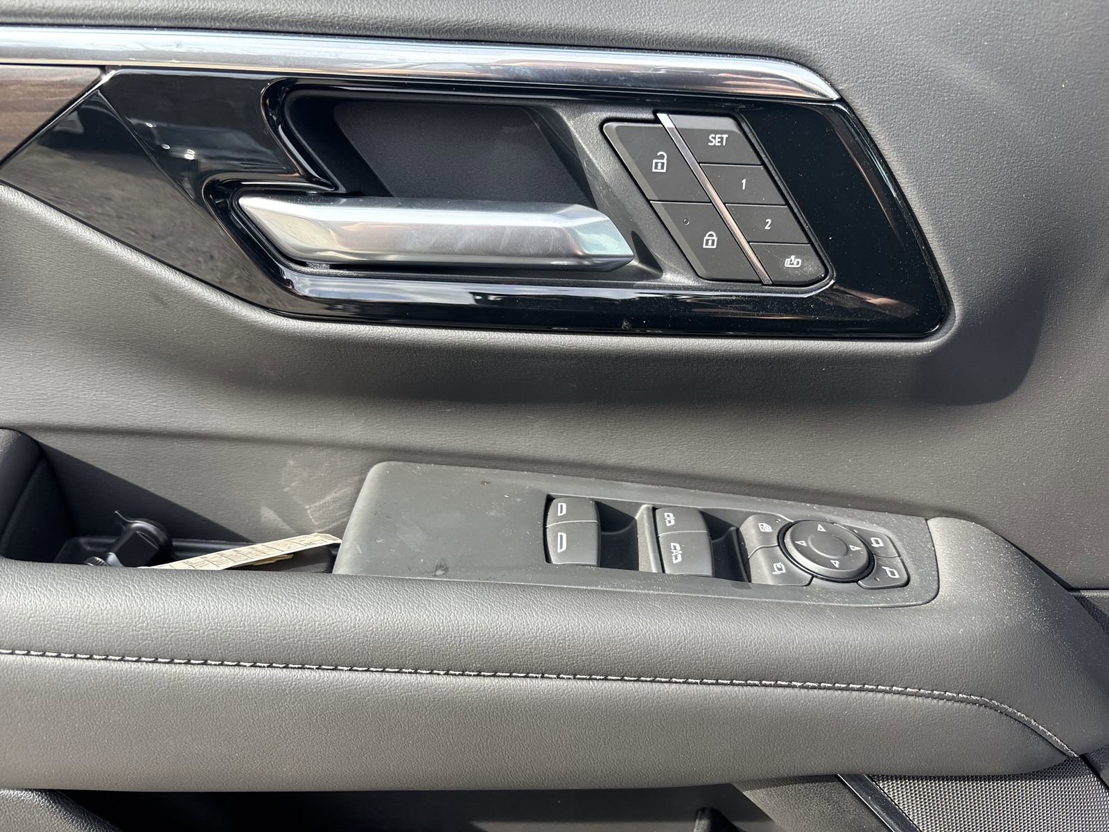 New 2026 Chevrolet Suburban LT w/ Comfort Package image 16