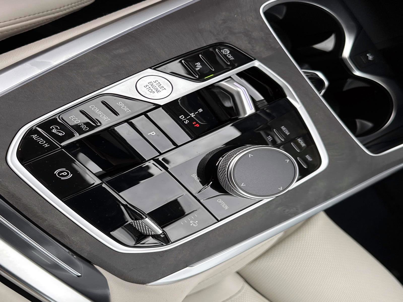 New 2026 BMW X7 xDrive40i w/ M Sport Package image 24