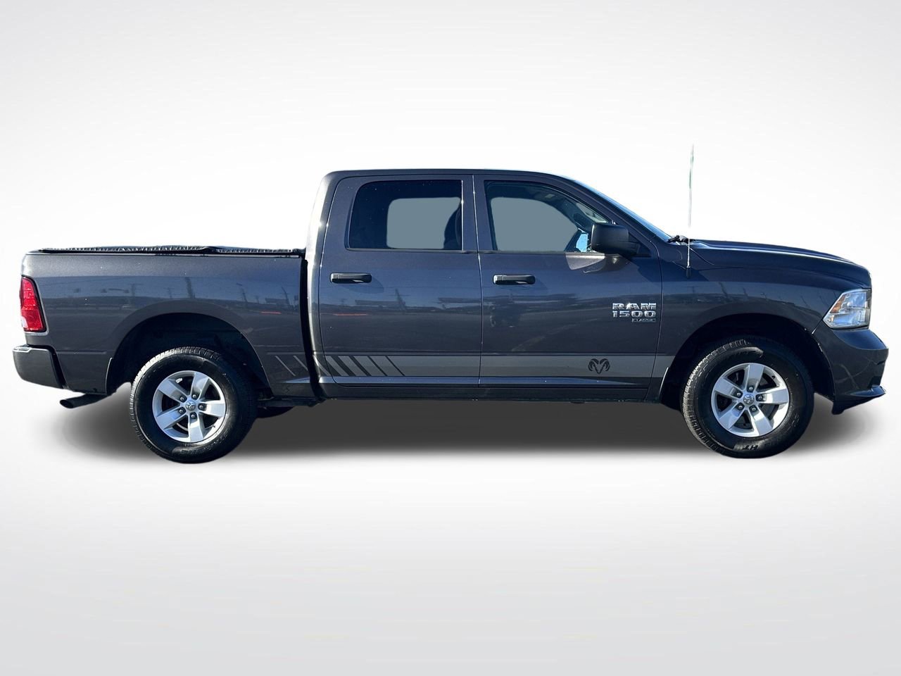 Used 2019 RAM 1500 Express image 24