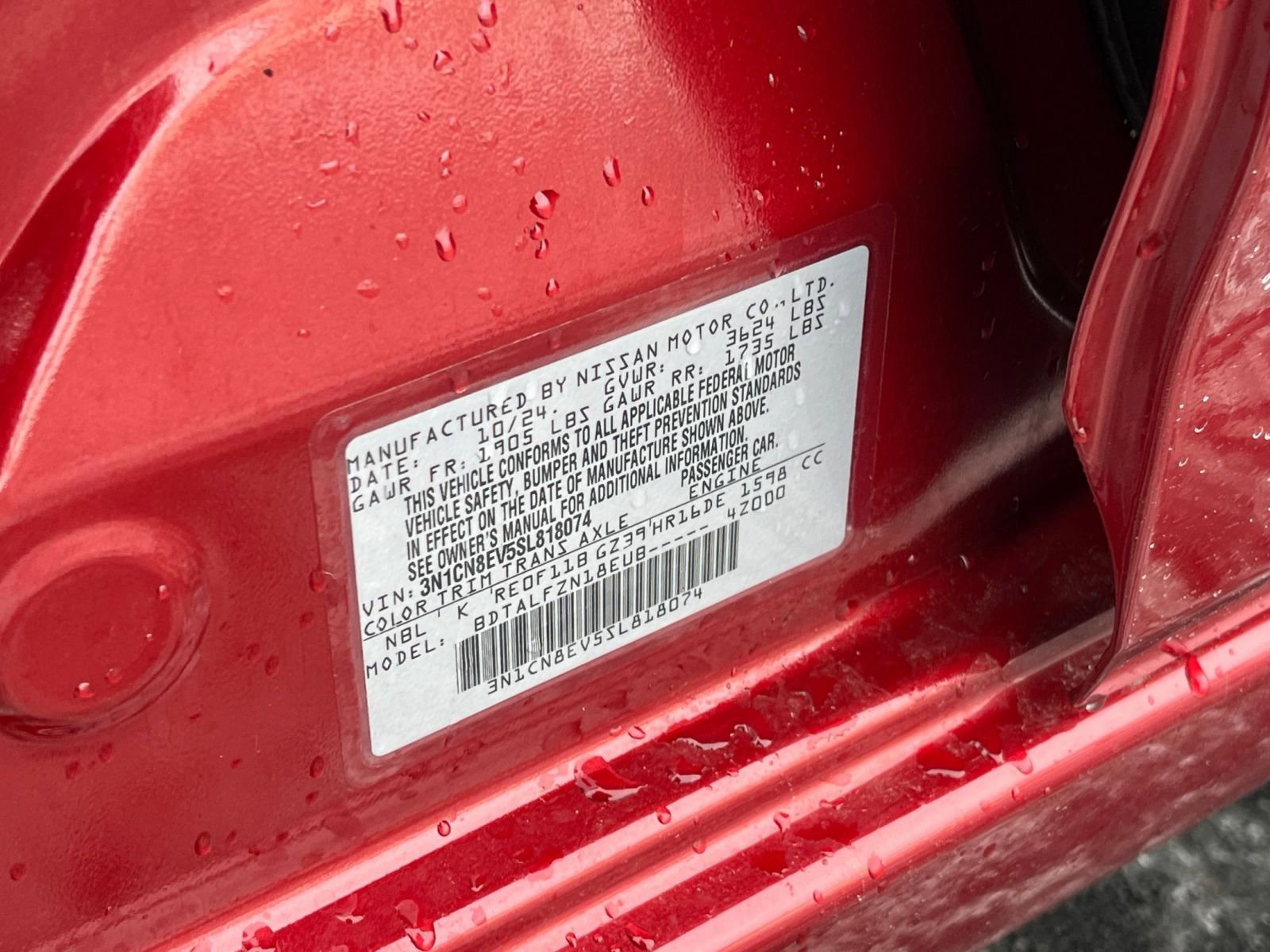 Used 2025 Nissan Versa SV image 24