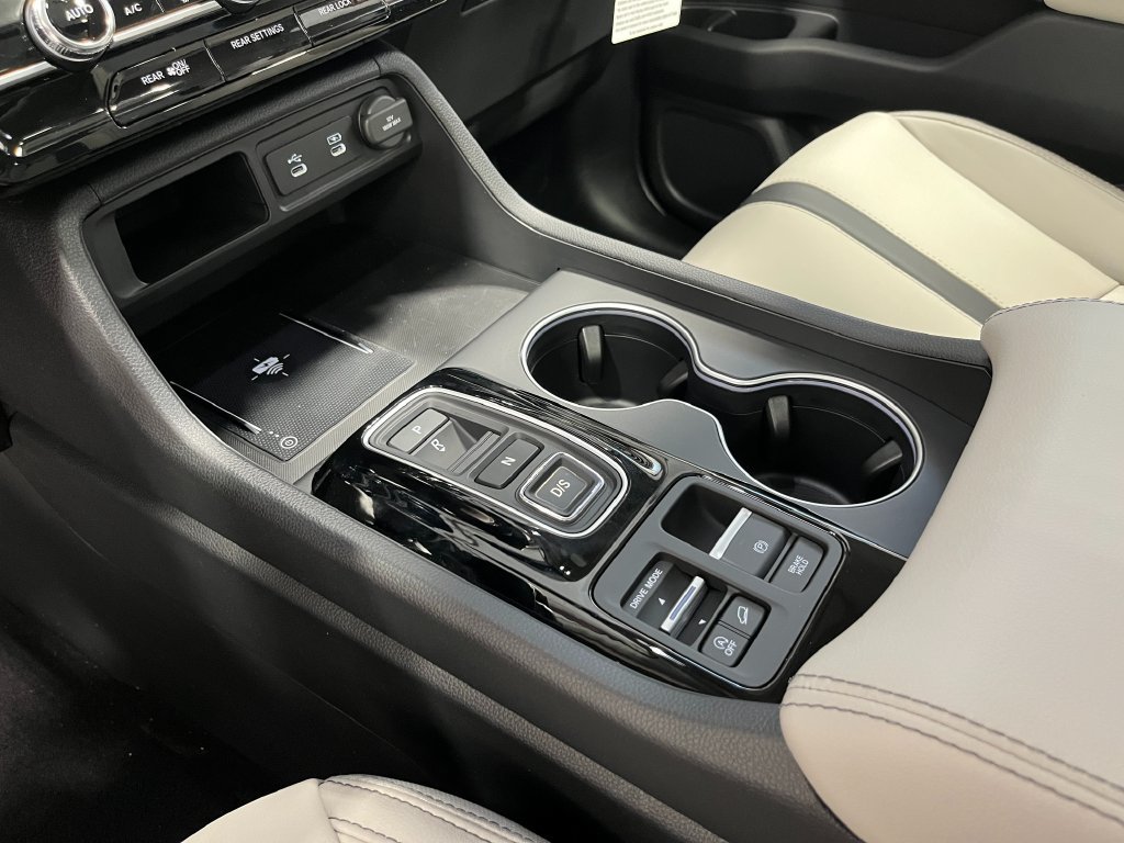 New 2026 Honda Pilot Touring image 13