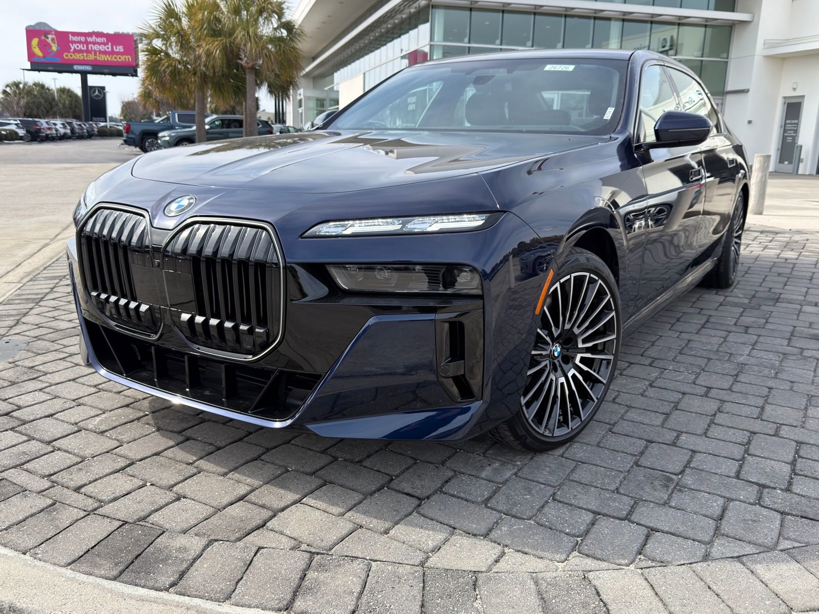 New 2026 BMW 760i xDrive w/ Executive Package image 1