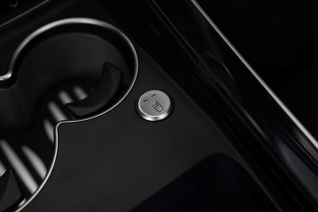 Used 2024 Mercedes-Benz Maybach S 680 4MATIC image 42