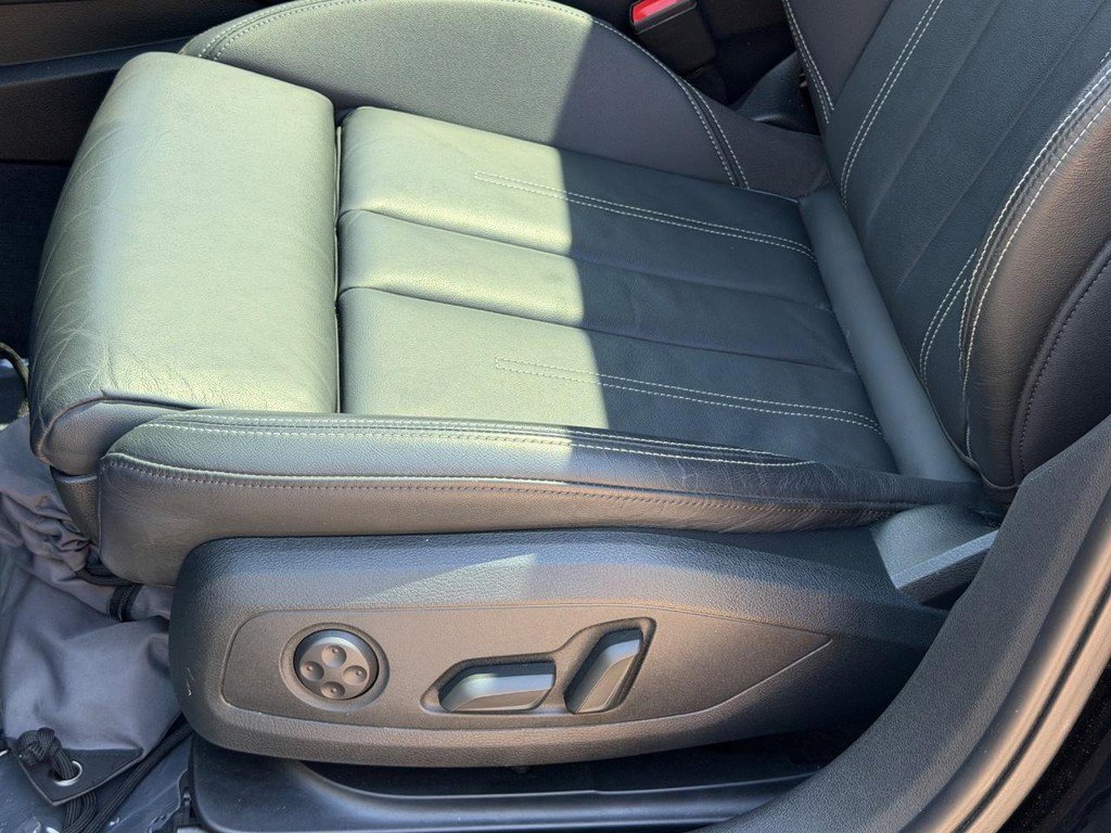 Used 2023 Audi A4 2.0T Premium Plus w/ Premium Plus Package AWD/4WD image 25