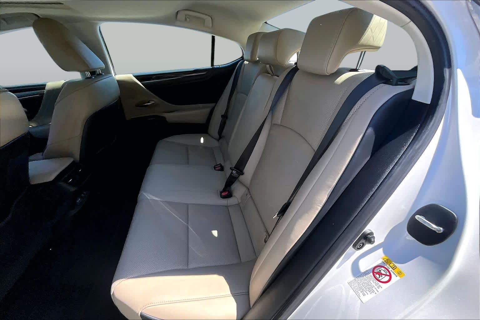 Used 2019 Lexus ES 350 w/ Premium Package FWD image 21