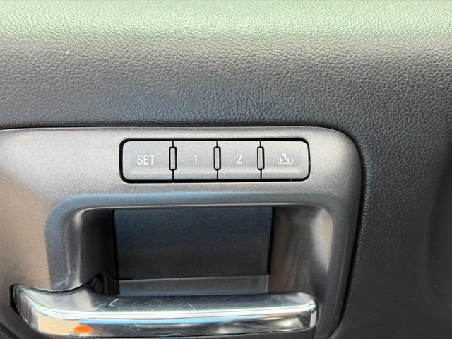 Used 2015 GMC Sierra 3500 Denali w/ Duramax Plus Package AWD/4WD image 16
