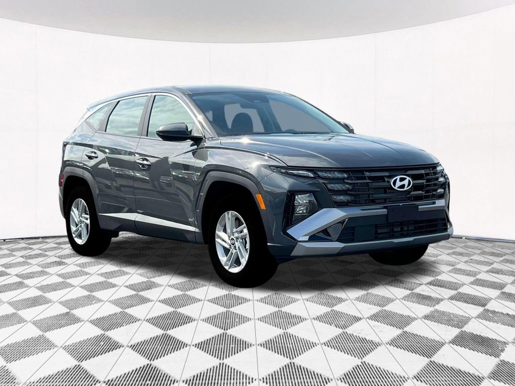 New 2025 Hyundai Tucson SE image 17